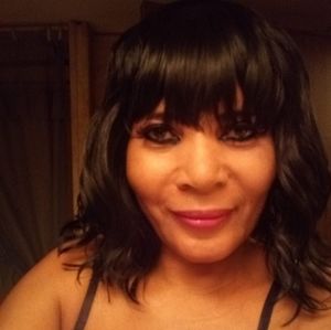 Meet your Posher, Deborah